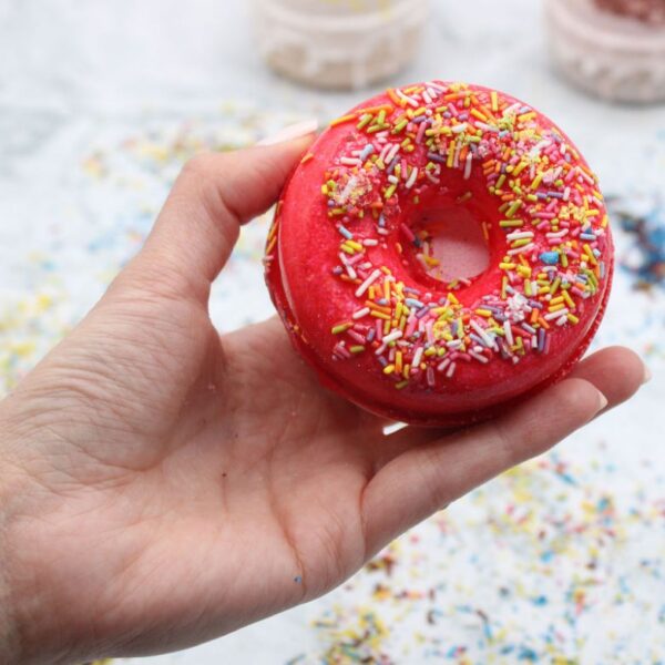 Strawberry & Banana Bath Donut - Image 4