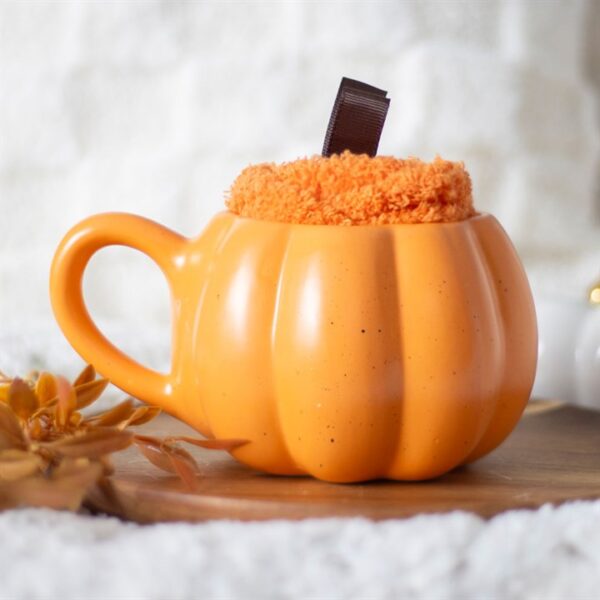 Pumpkin Shaped Mug and Socks Set - Image 5